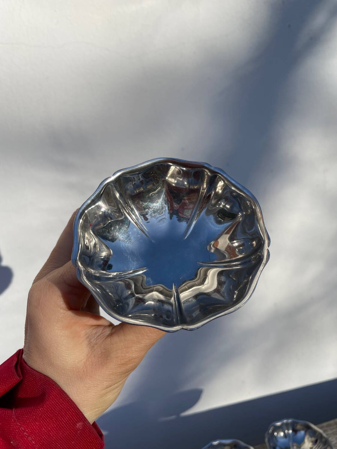 6 stainless steel cups on foot 1970