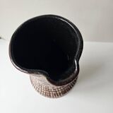 Grand pichet en céramique émaillée marron signé accolay - hauteur 31cm