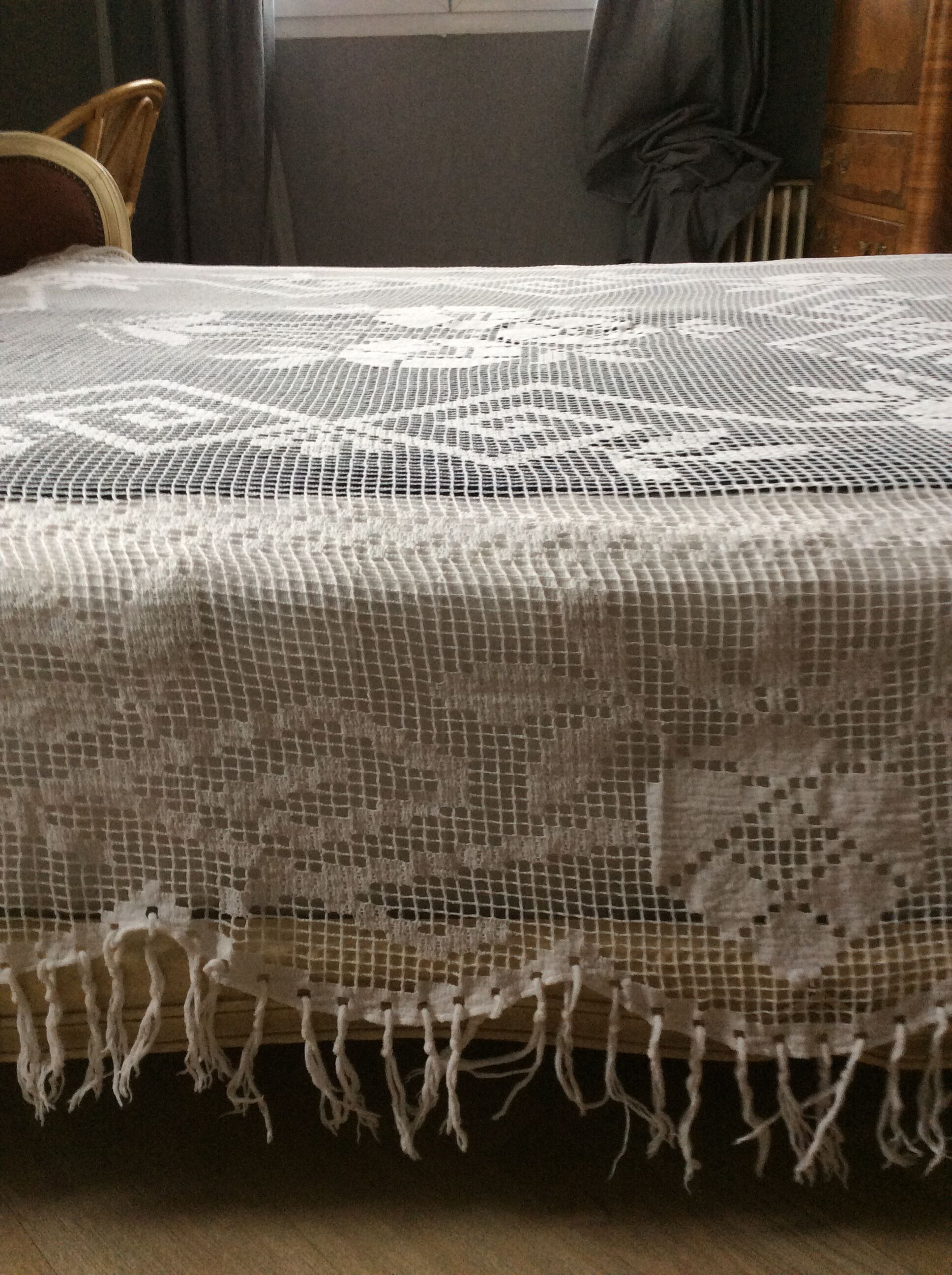 Hand embroidered bed cover with vintage crochet dimension: width -180cm- height -230cm-
