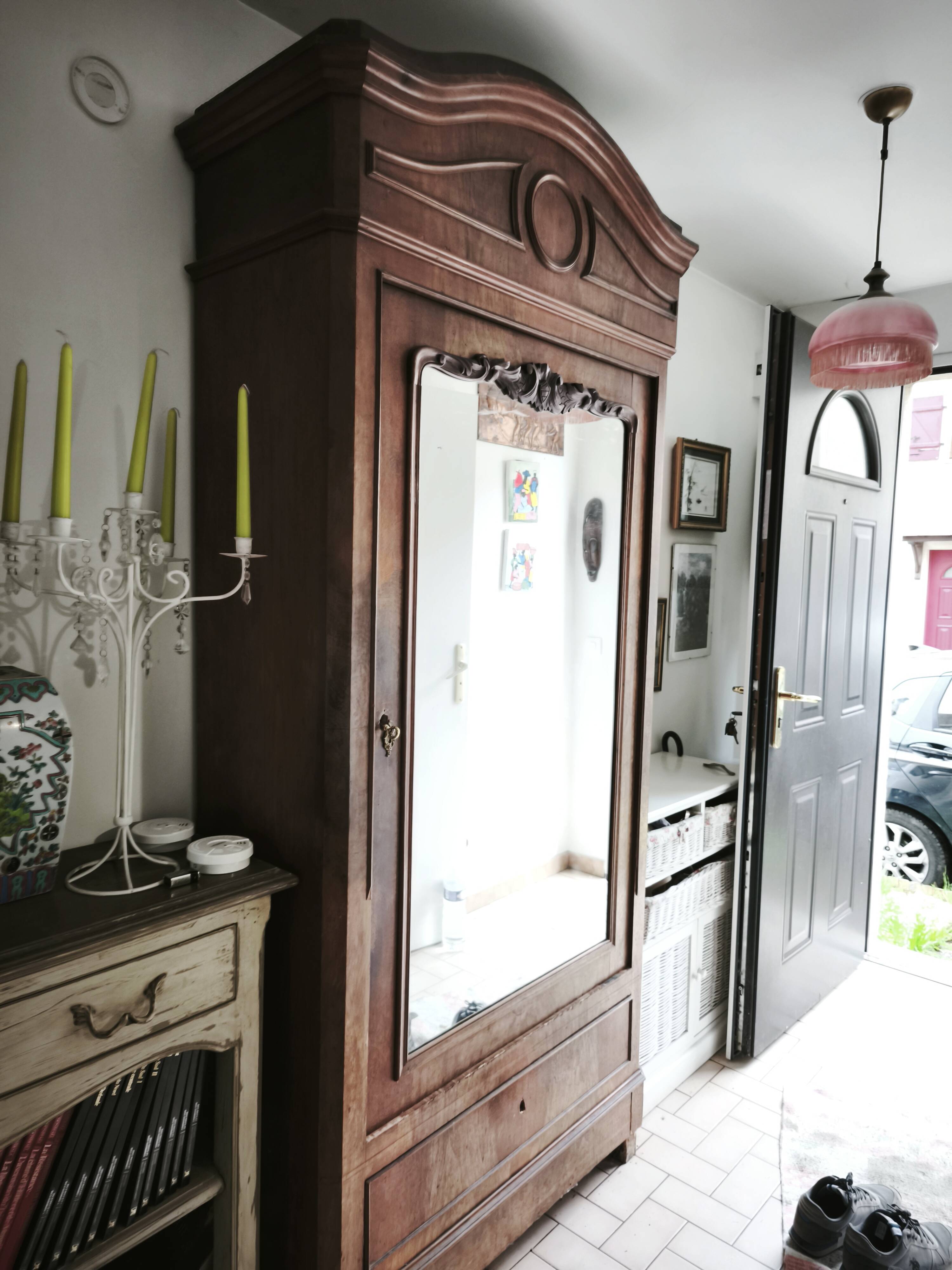 Bonnetière avec miroir