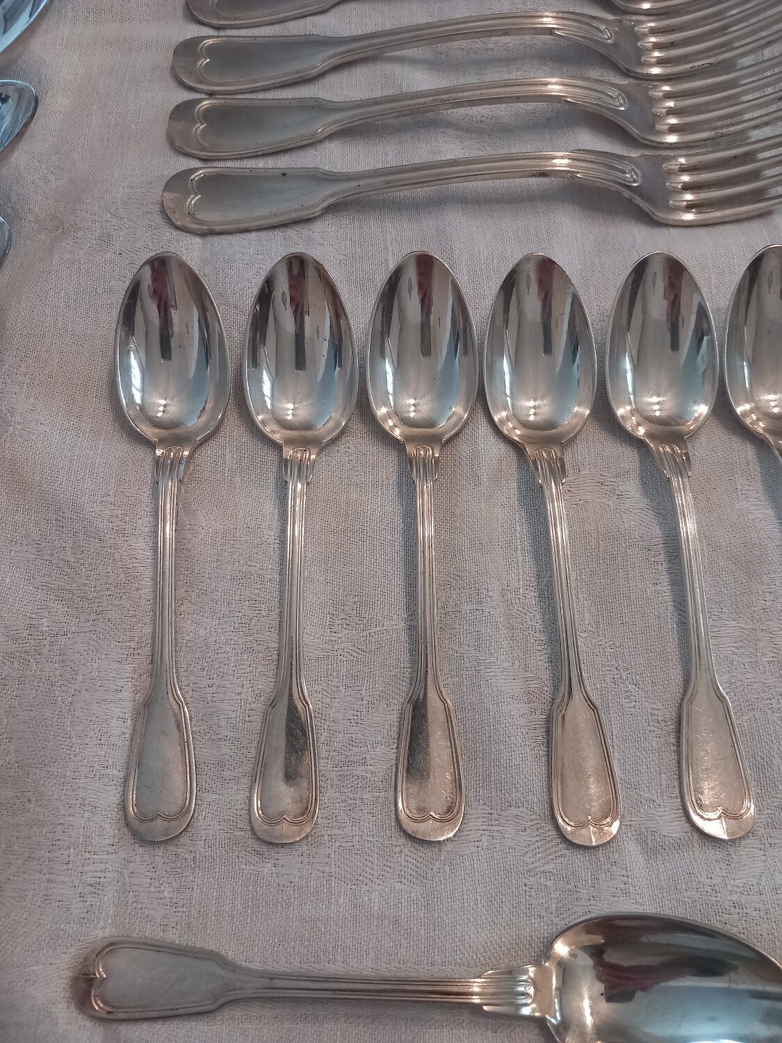Cutlery set 37 pieces, silver metal