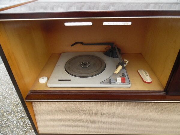Vintage hifi furniture