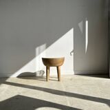 Quadripod chair with round seat and small back in natural monoxyl mango wood