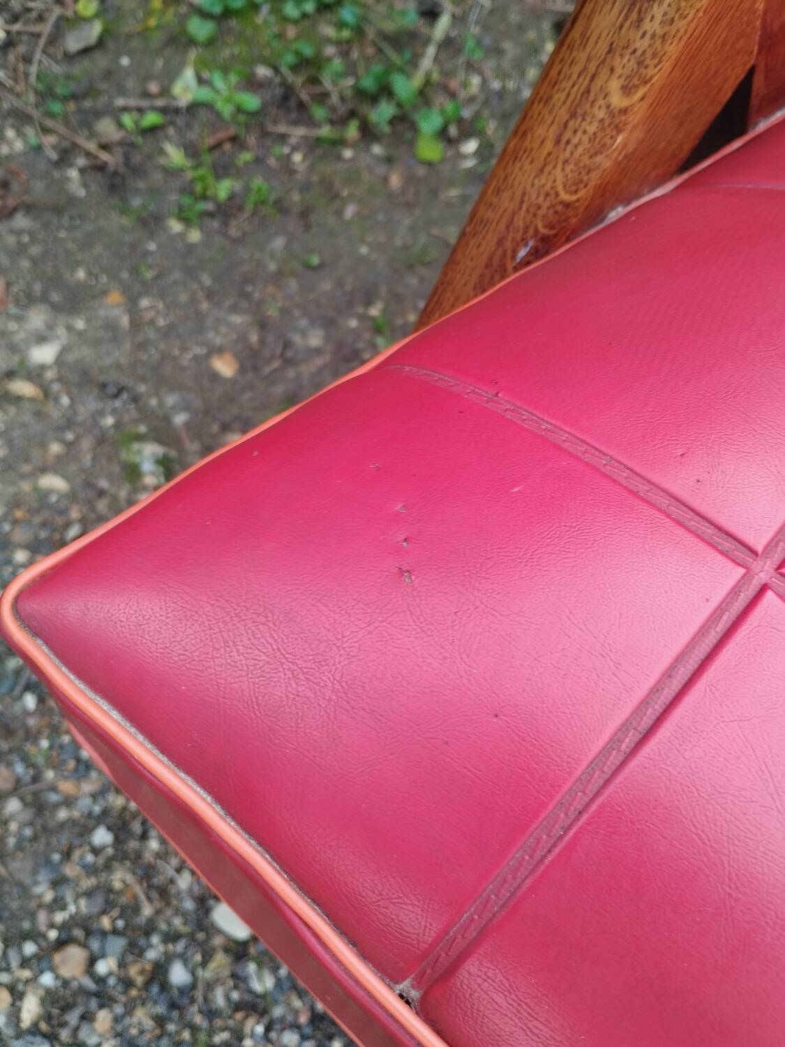 Paire de fauteuils anciens pieds compas