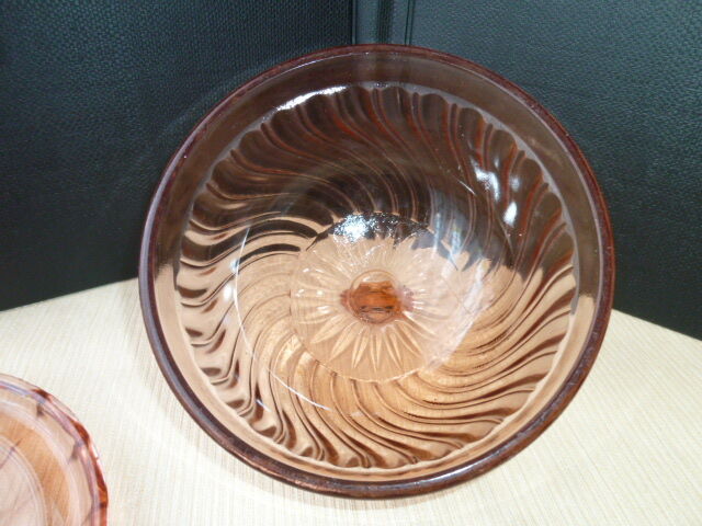 Cheese bell on its molded pressed glass tray