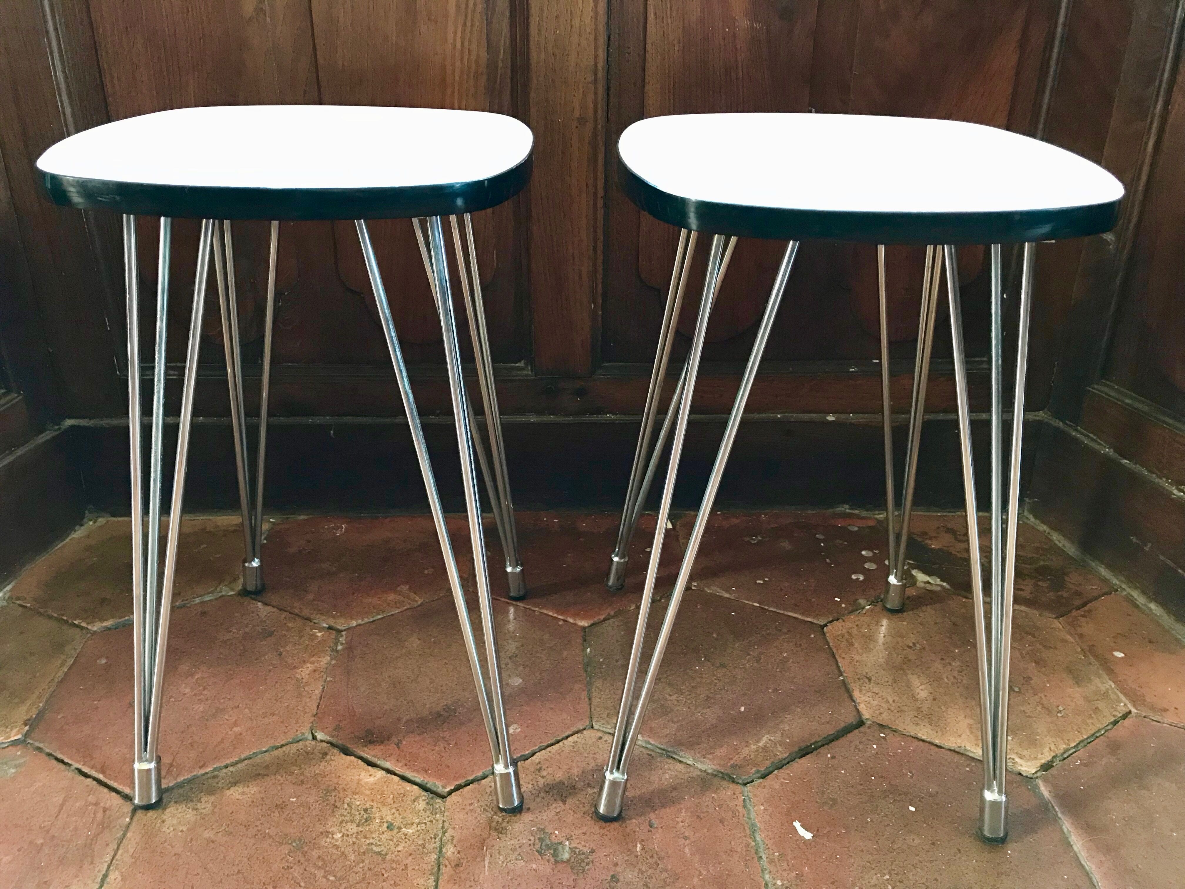 2 stool formica 60