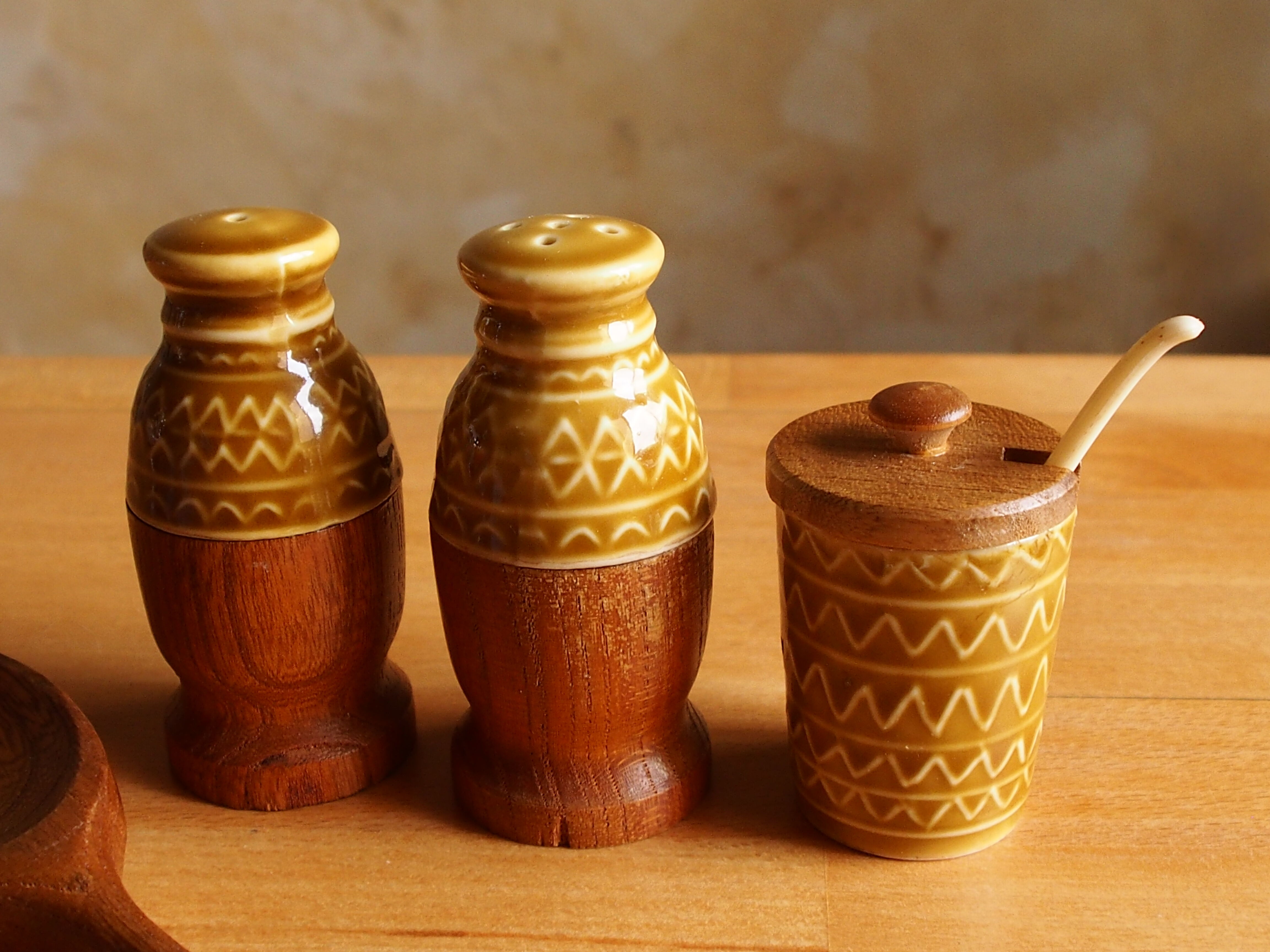 Vintage salt shaker, pepper, mustard and salad cutlery set