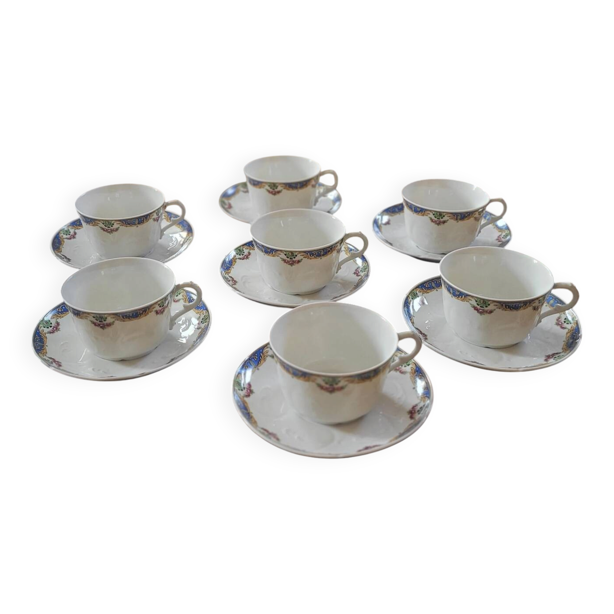 8 Cups and Saucers Bernardaud Limoges – Circa 1900-1920