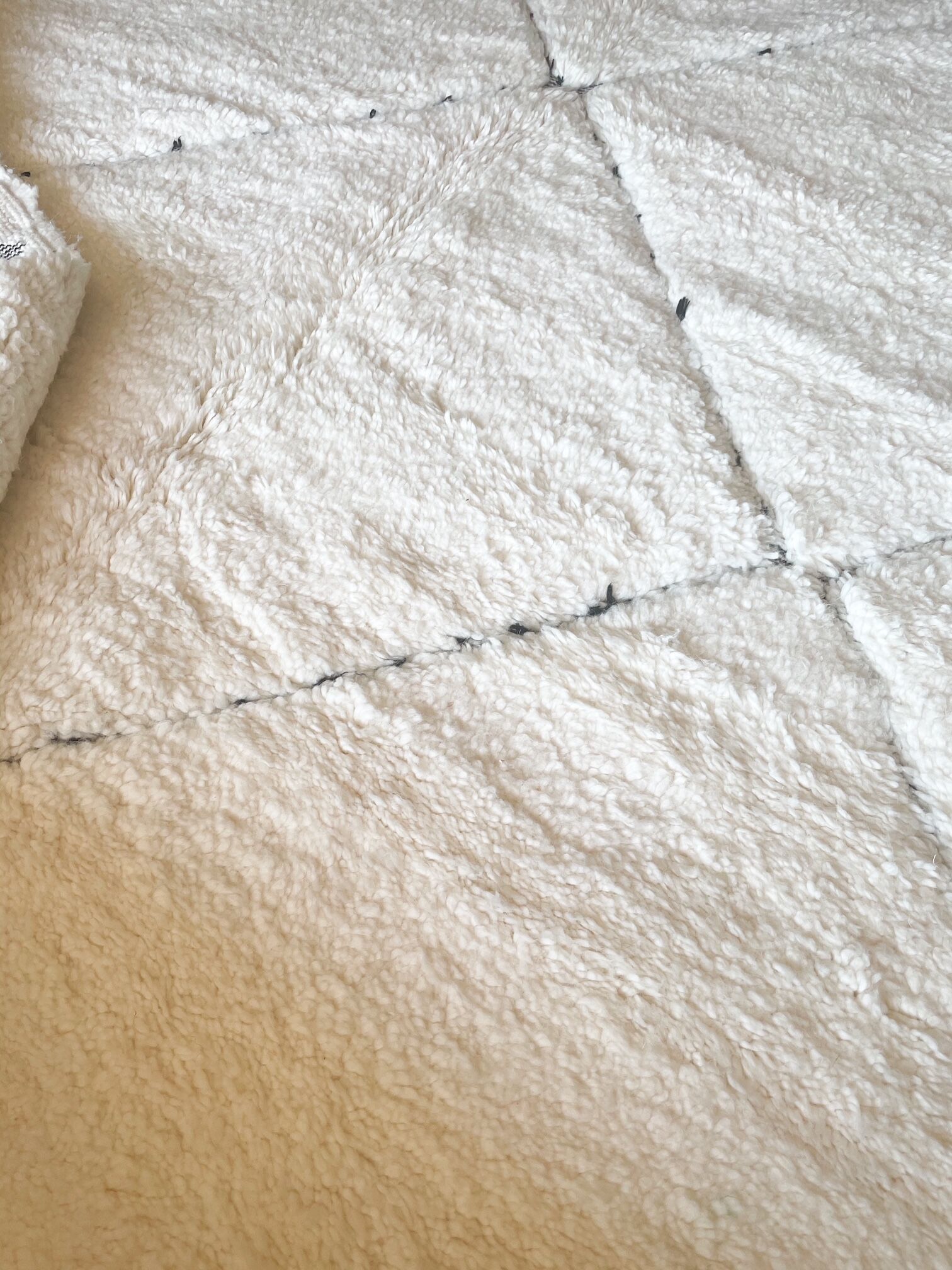 Berber carpet 230 x 172 cm