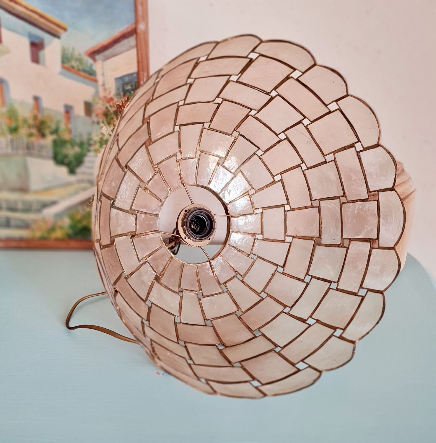 Vintage suspension in mother-of-pearl and brass