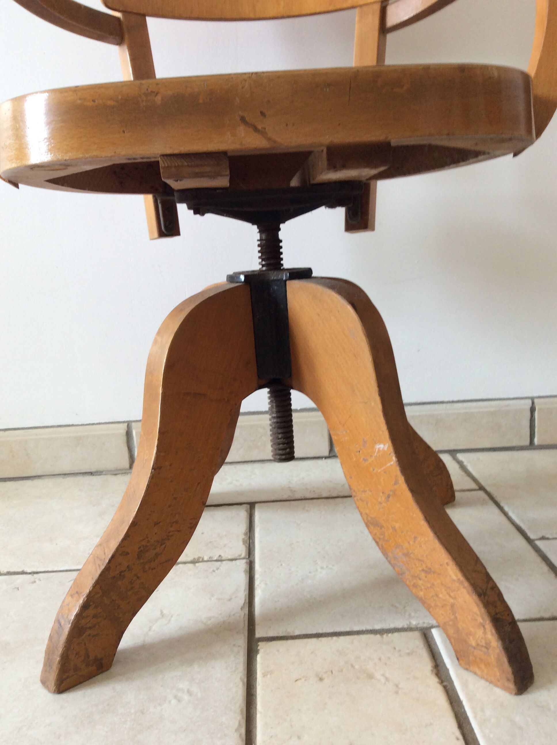 Office armchair baumann turning