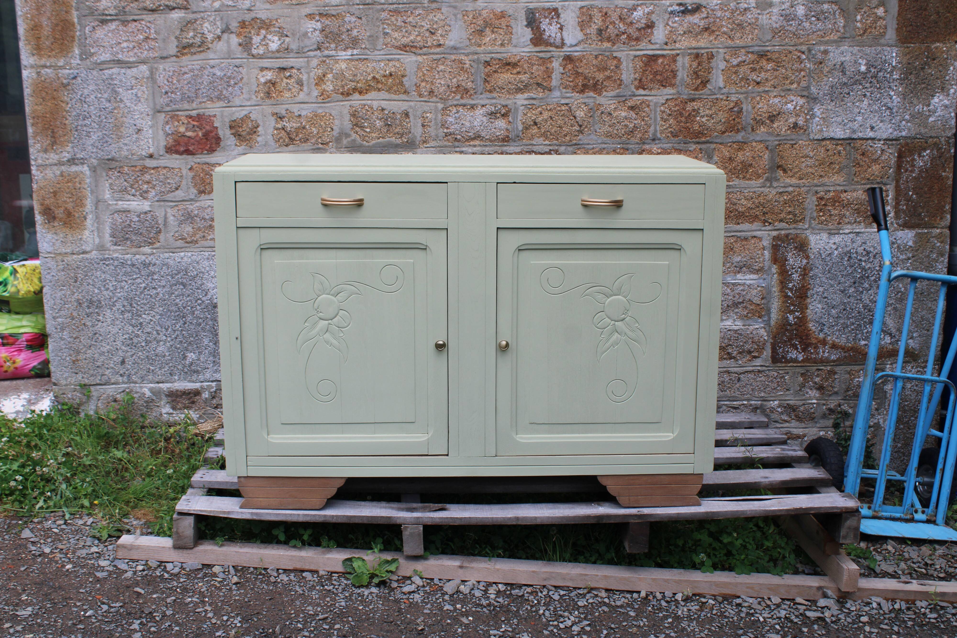Buffet vintage Art Déco rénové • Vert Lézard Pure & Paint