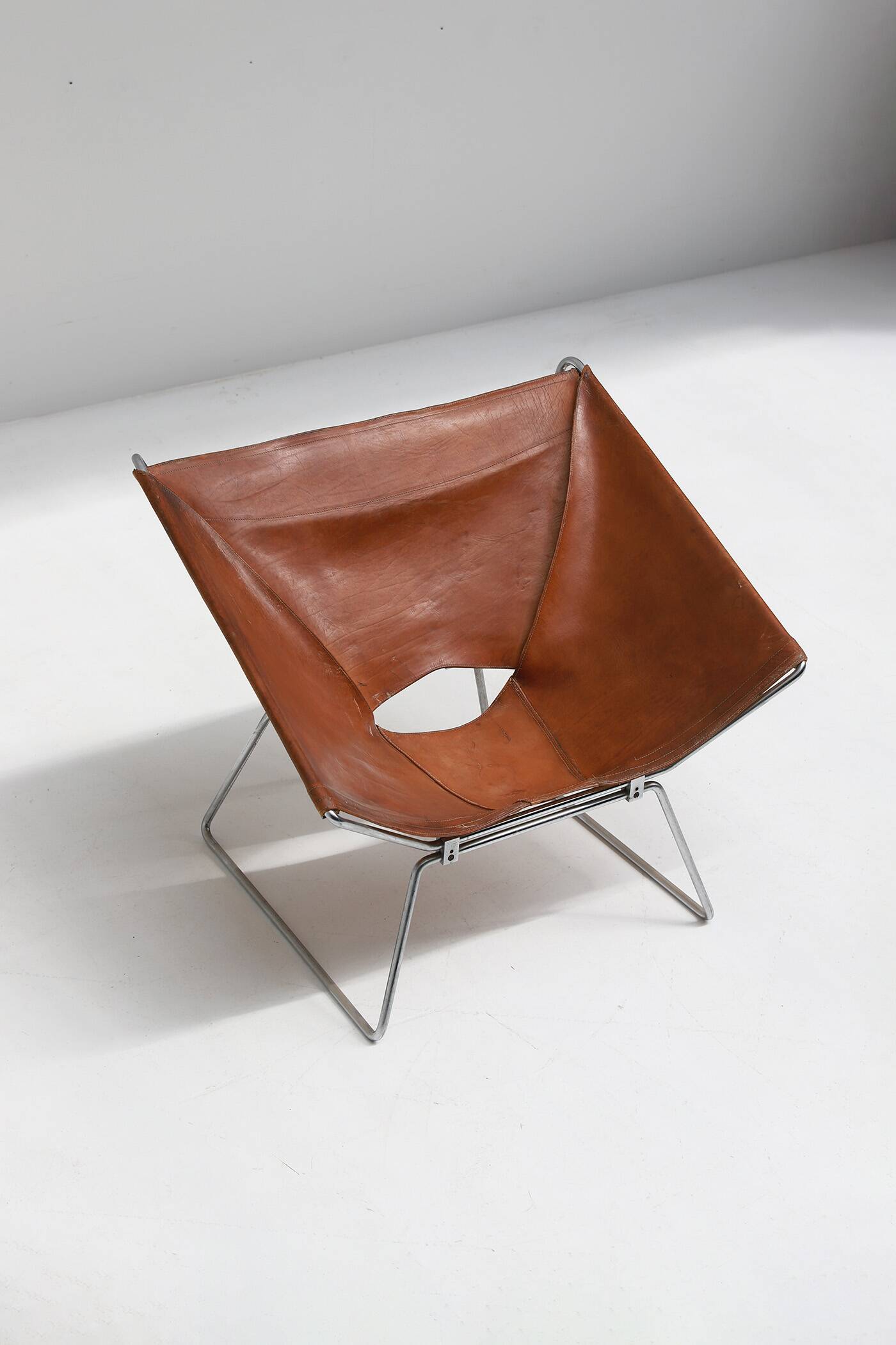 Pierre Paulin AP-14 “Anneau” armchair for AP Polak, 1950s