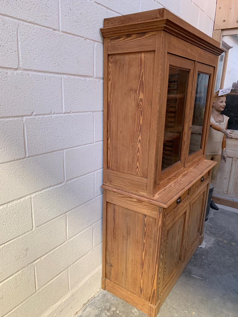 Early XXth century fir vessel