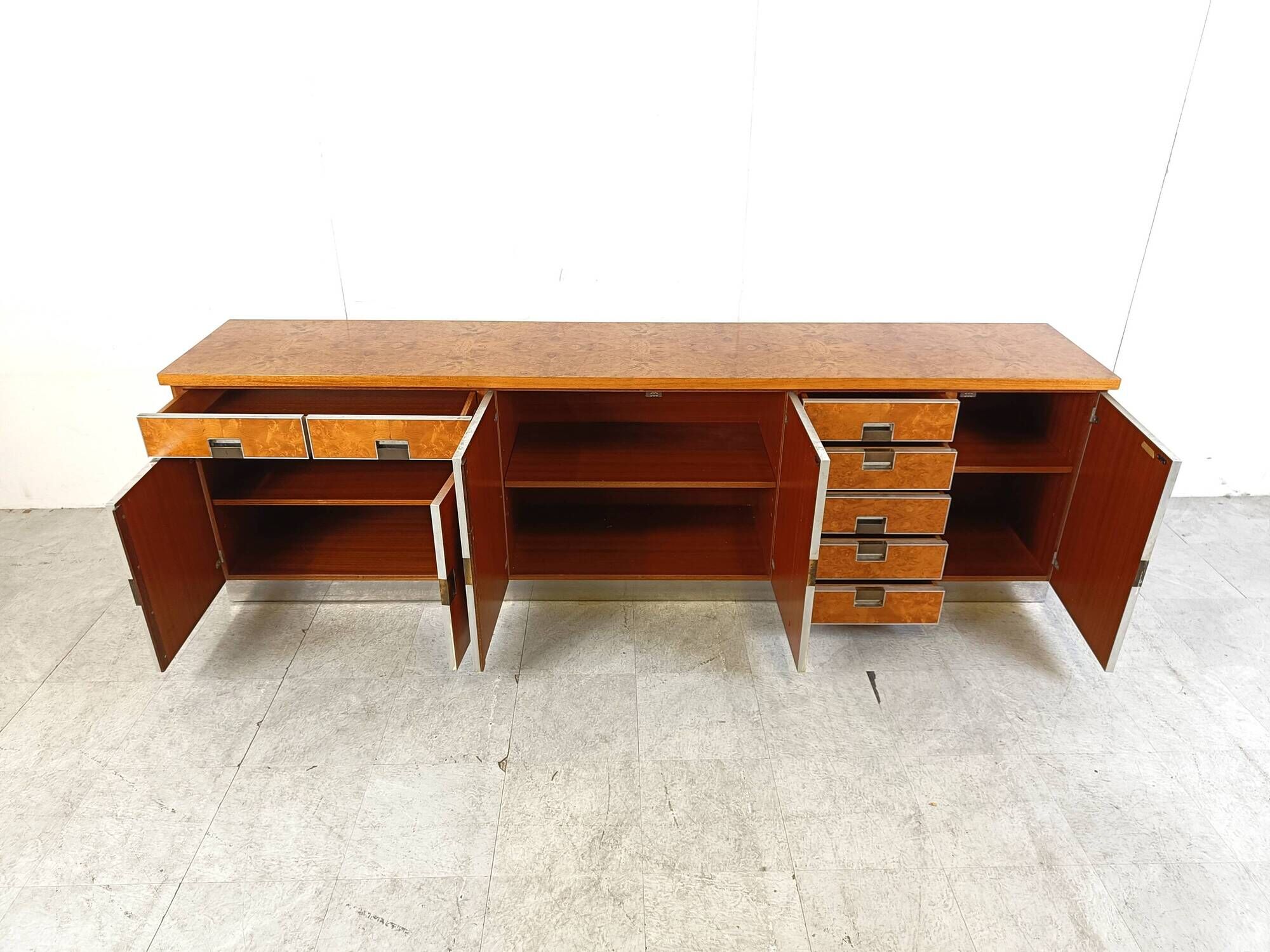 Vintage Italian burl wood credenza, 1970s