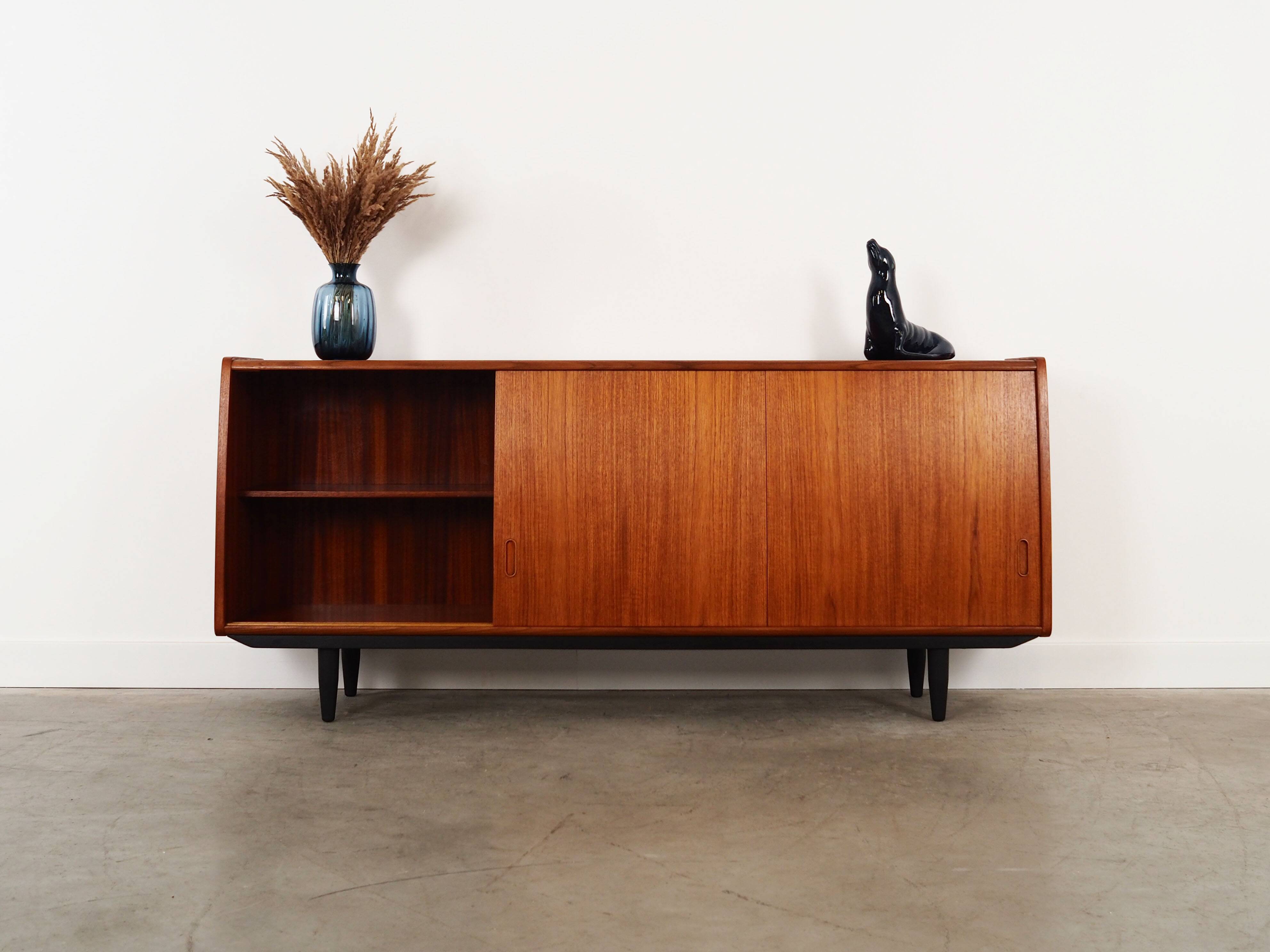 Teak sideboard, Danish design, 1970s, manufacture: PMJ Viby J
