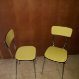 Paire de chaises en formica jaune  vintage