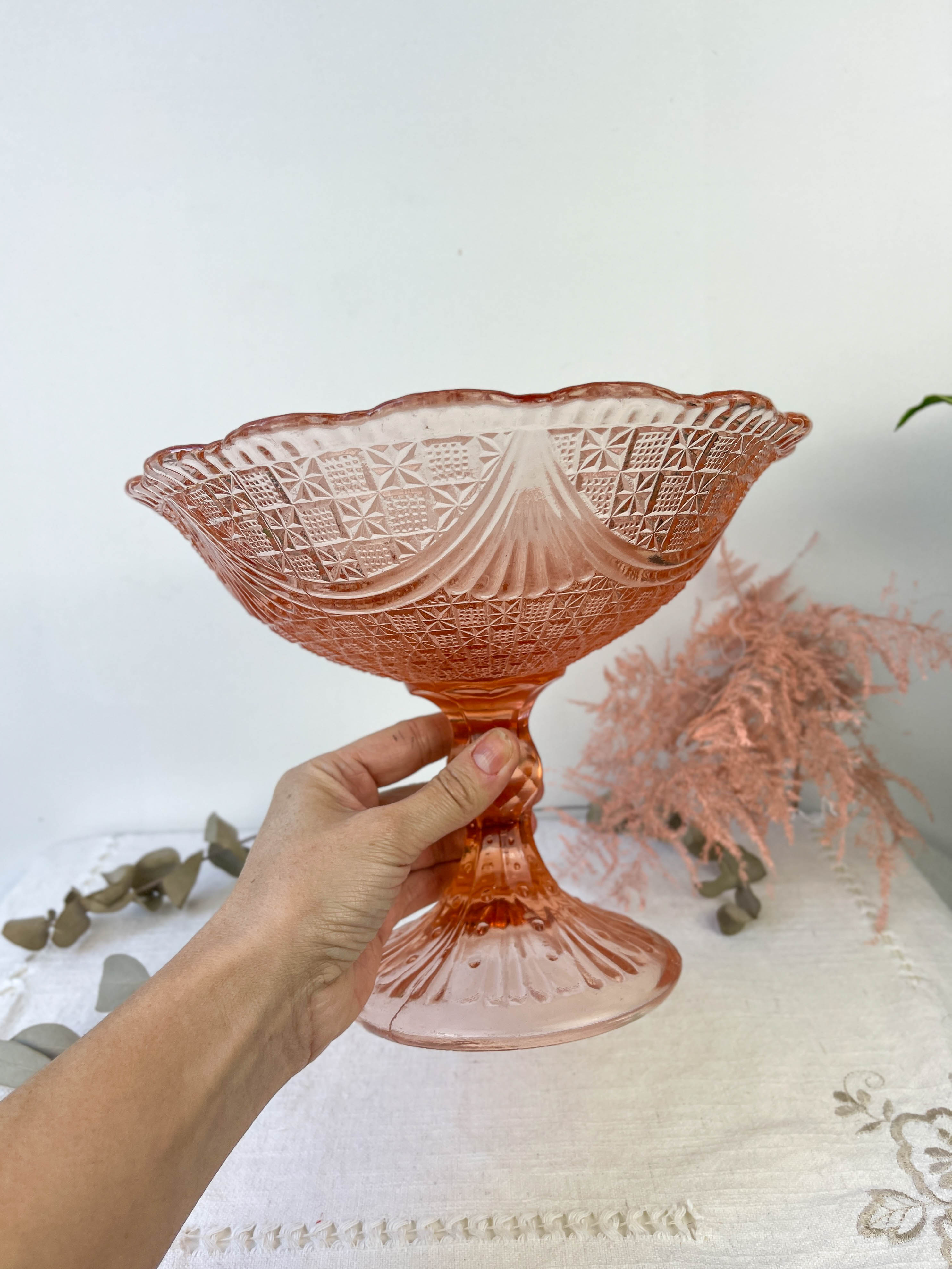 Vintage pink depression glass standing cut 50s