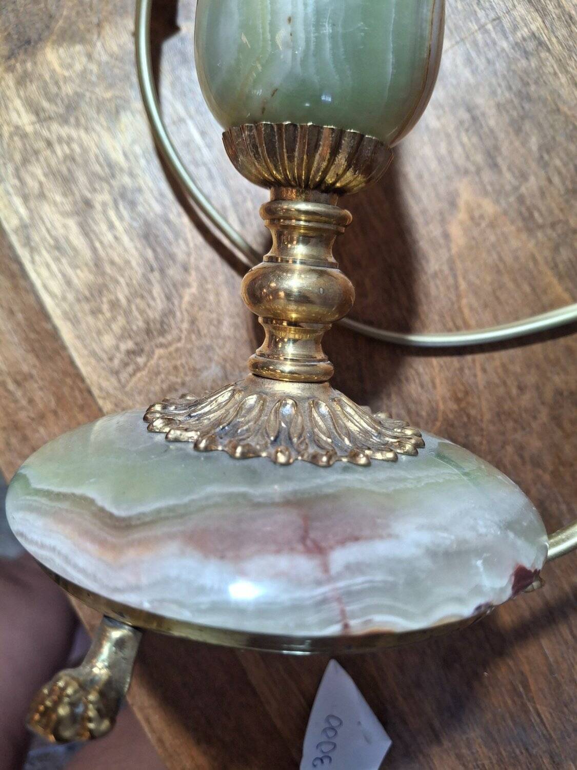 Lampe de table onyx vert & laiton doré griffes acanthe 1960s
