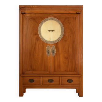 Chinese commode with 2 doors made of camphor wood