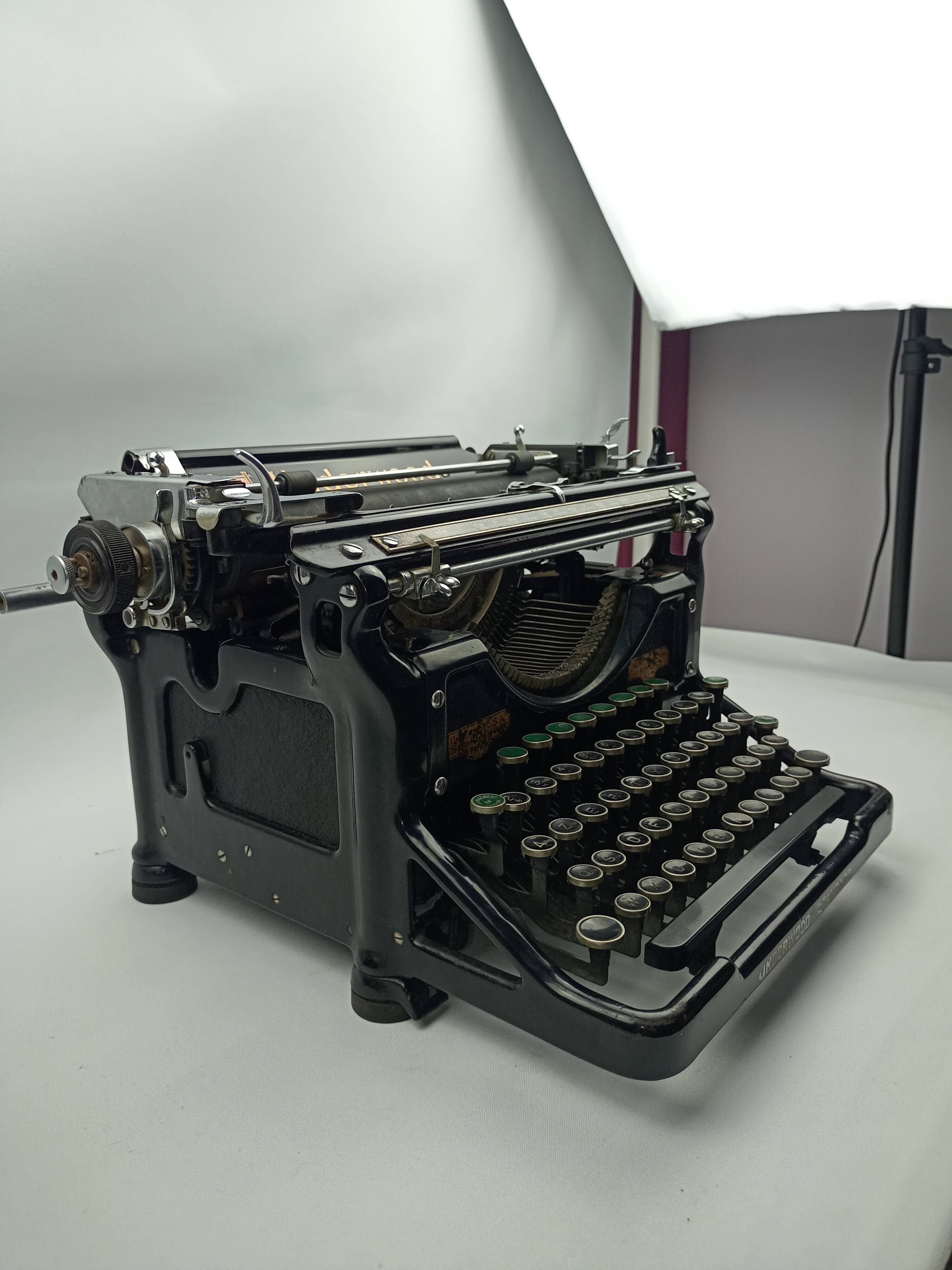 Underwood No. 5 of 1911 typewriter - Standard - Champion