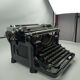 Underwood No. 5 of 1911 typewriter - Standard - Champion
