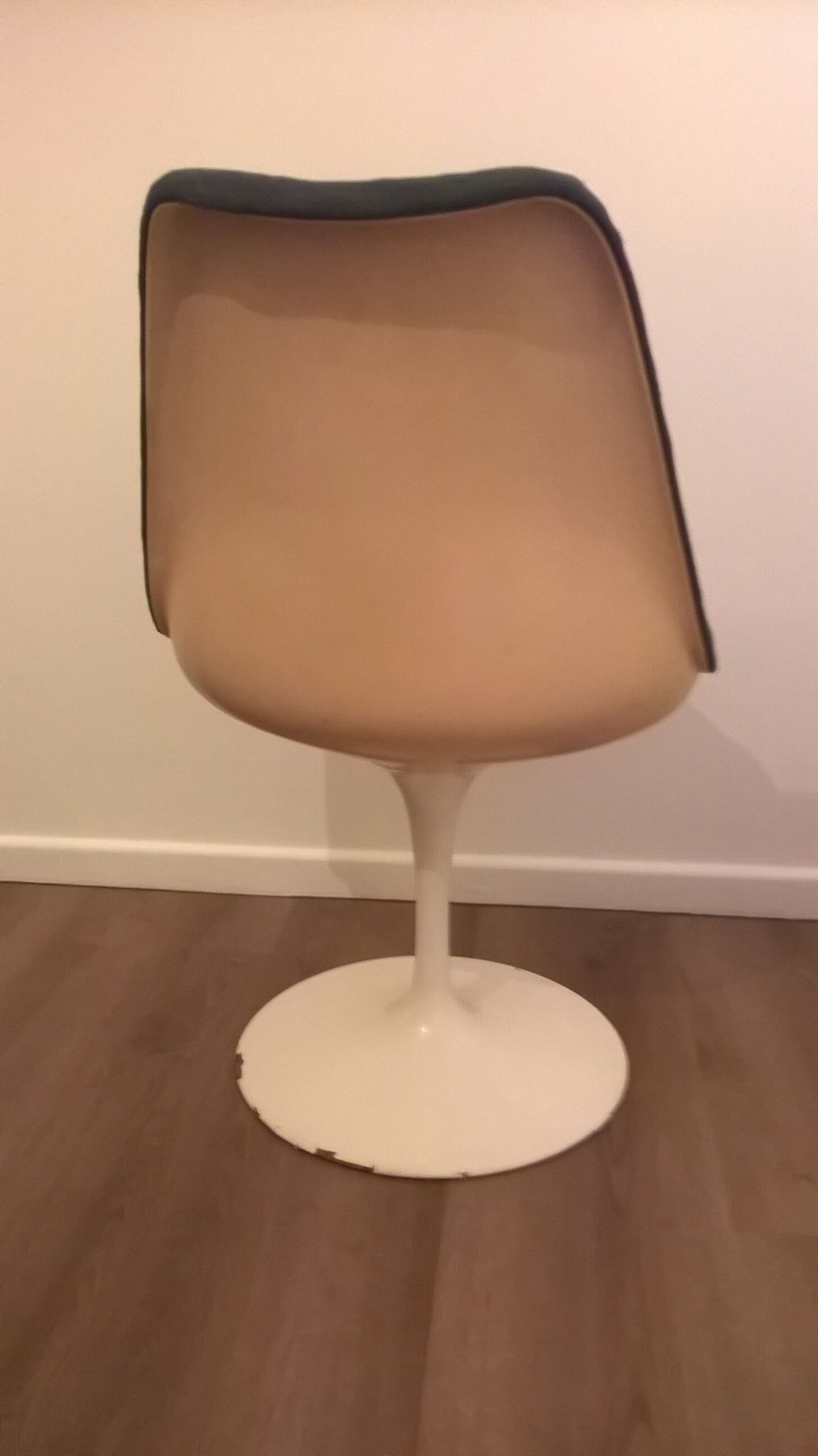 Chaise Knoll modèle tulipe Eero Saarinen vintage 70
