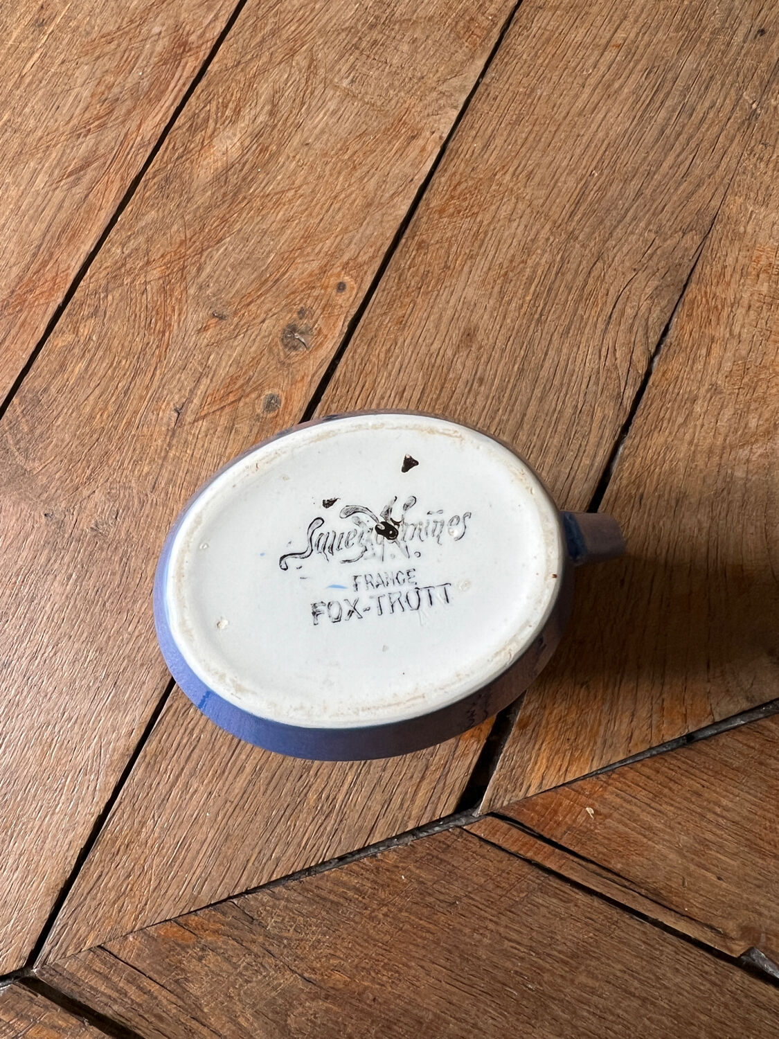 Milk jug Sarreguemines Fox Trott