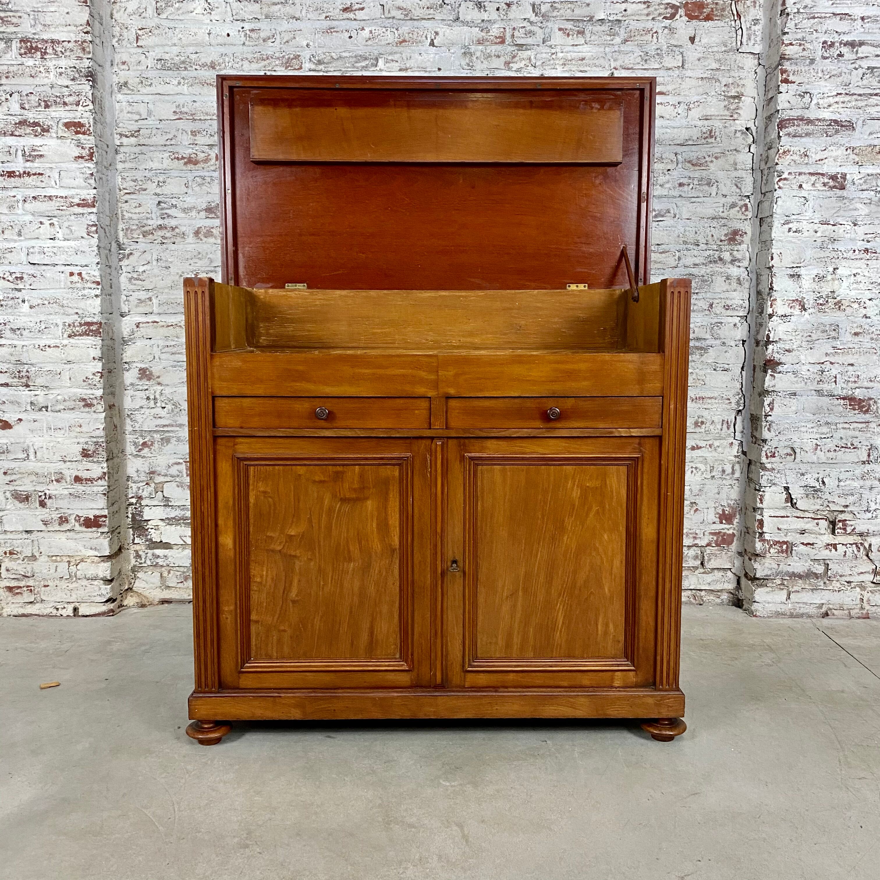 Commode anglaise antique en acajou