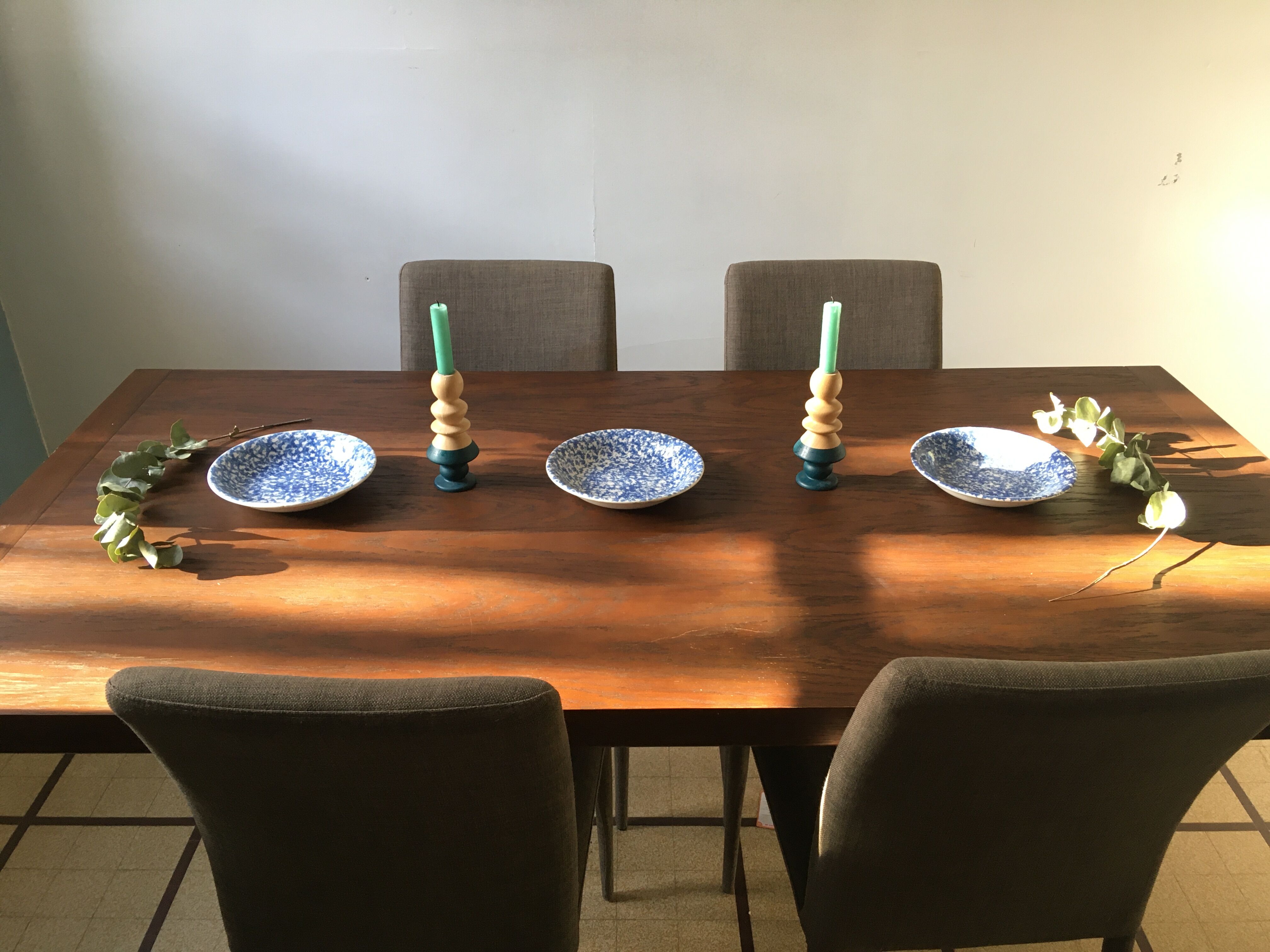 Lot of 3 hollow plates speckled blue Ceraminter