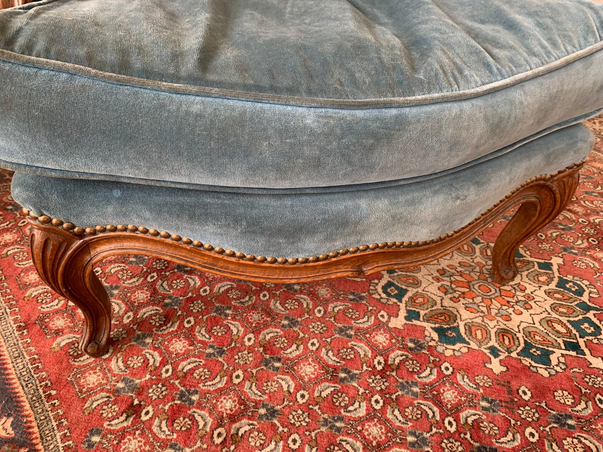 Beautiful Pair of shepherdesses in natural wood style louis XV.XIXe