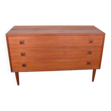 Danish teak chest of drawers or small sideboard, 3 large drawers, 1960.