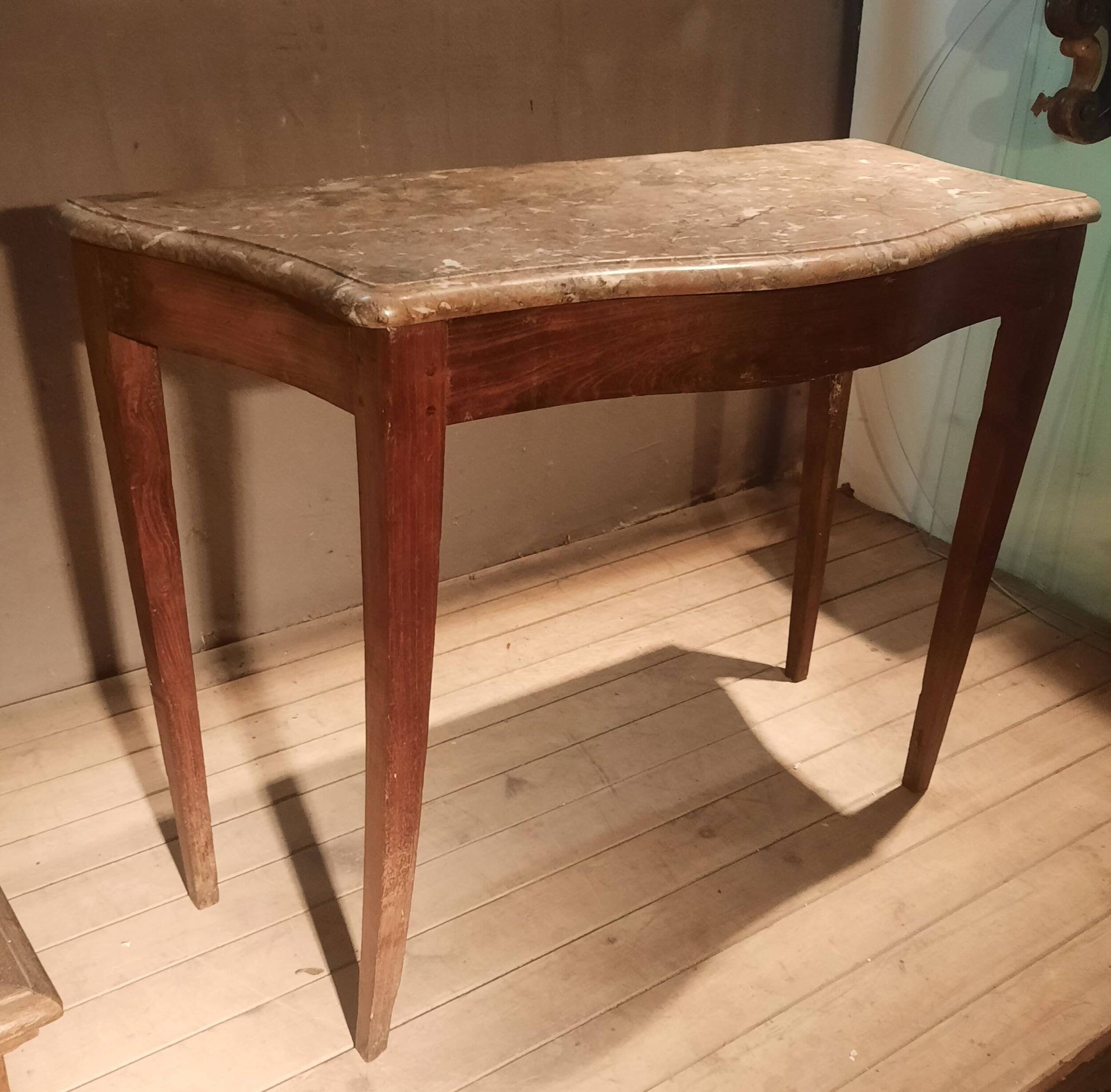 Console en bois brut du dix-huitième sciecle