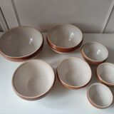 Set of 7 stackable stoneware bowls
