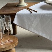 Plat à piédouche en faïence frises végétales vertes H12 D24