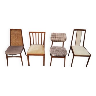 Quatre chaises de table de salle à manger Mid Century
