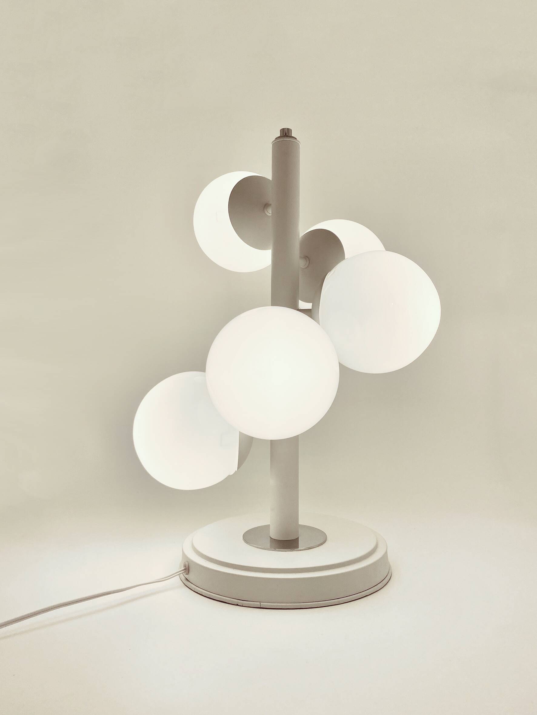 Sputnik lamp, 1970s