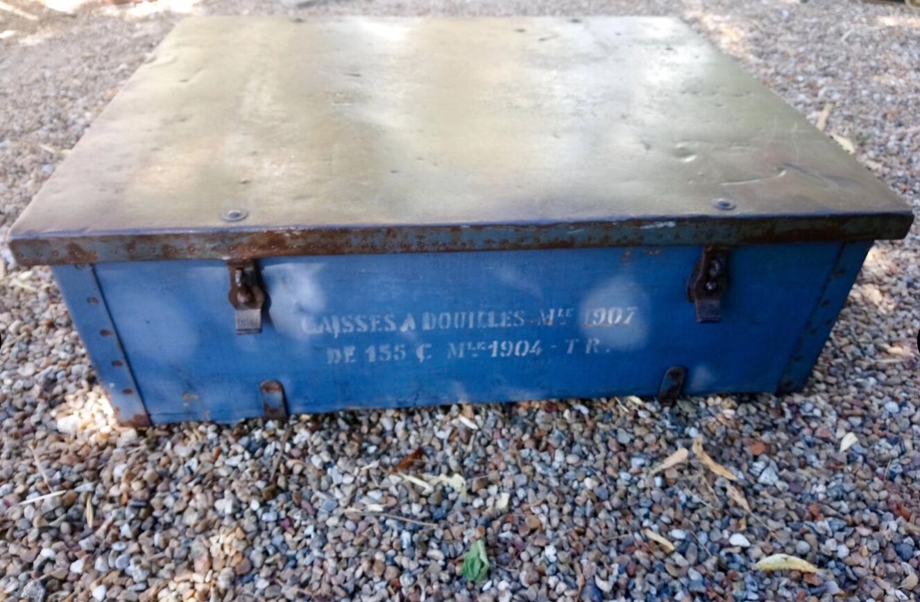 Ammunition trunk from 1904