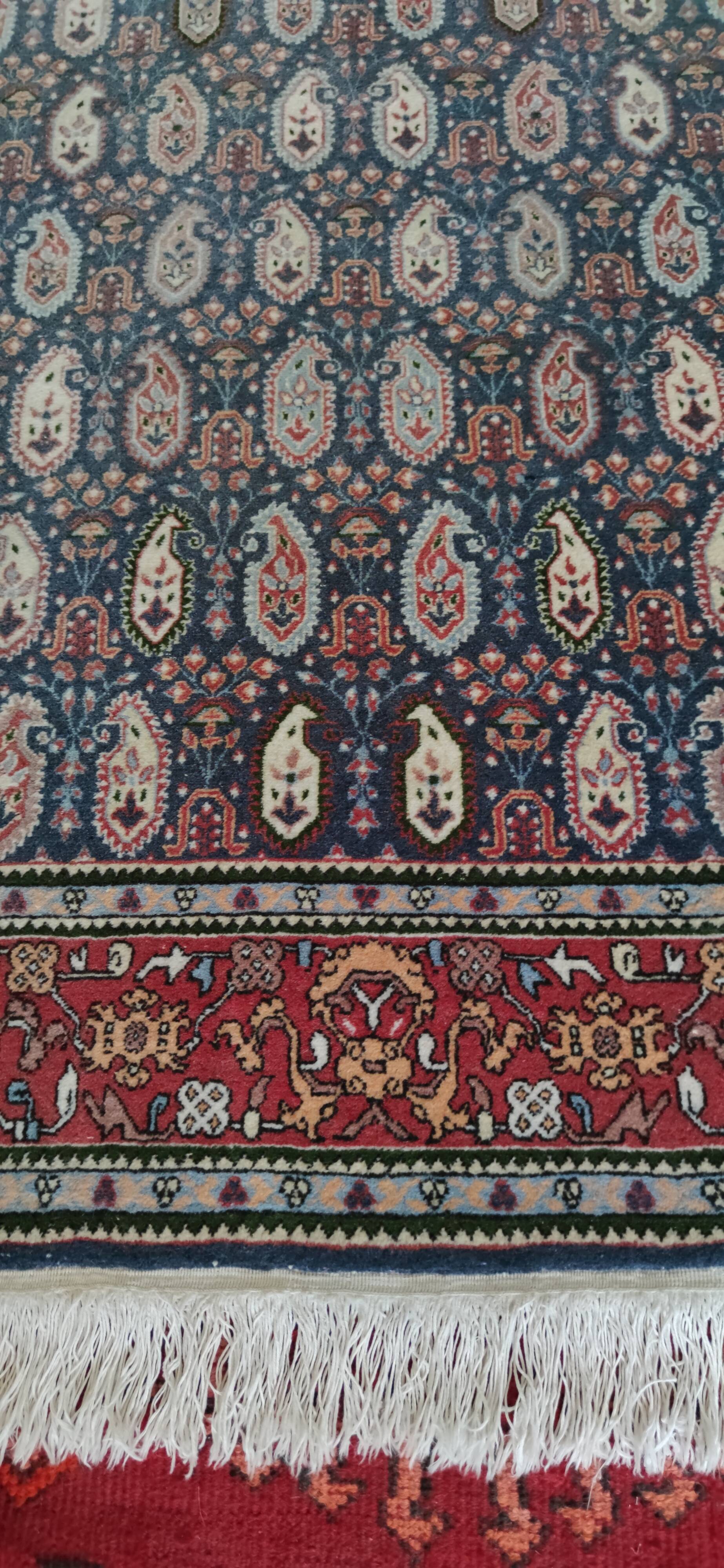 Hereke Wool carpet knotted hands 201 x 127 cm