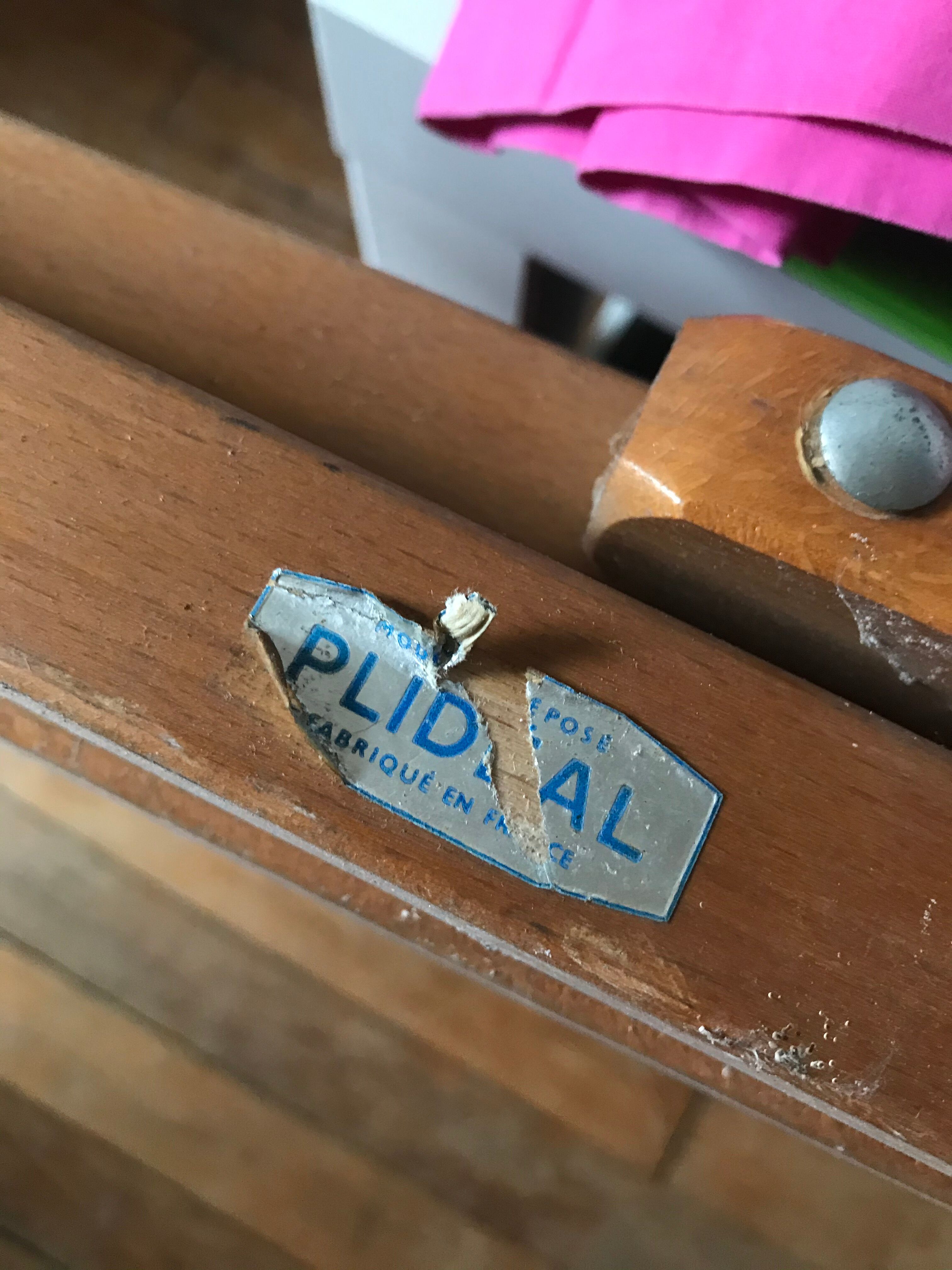 Plideal folding armchair