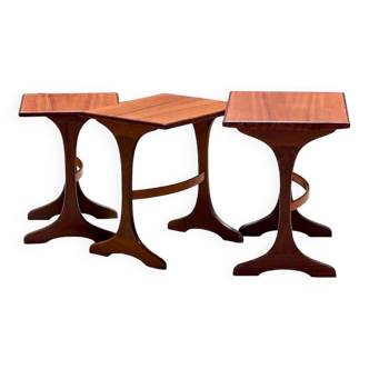 Tables gigognes en teck Gplan des années 1960