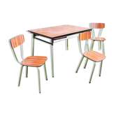 Old Formica table wood finish and 3 chairs