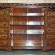 Wellington Antique Furniture 1830 in Flamed Wood