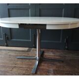 Vintage round table with extensions 1970