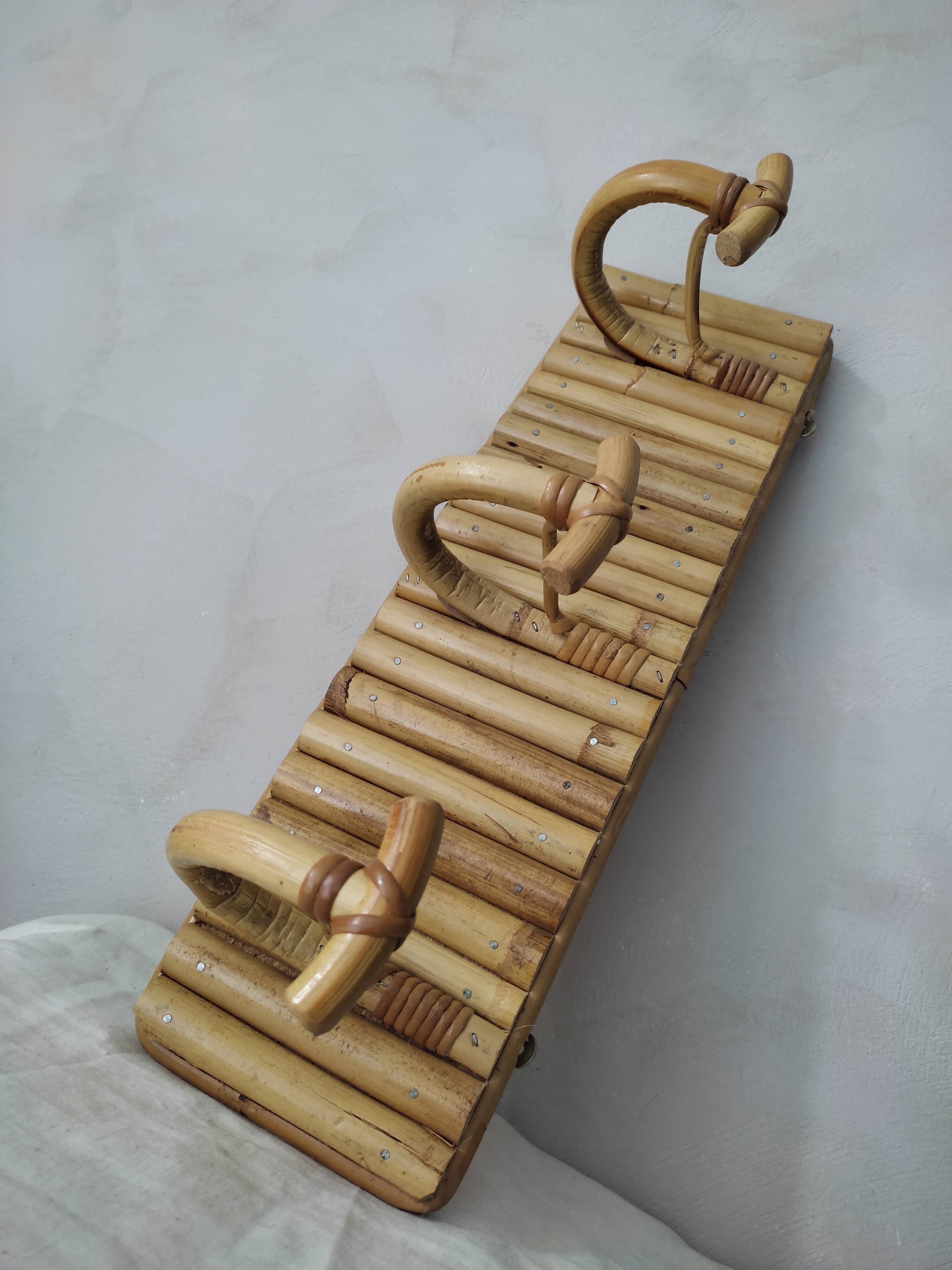 Rattan patères