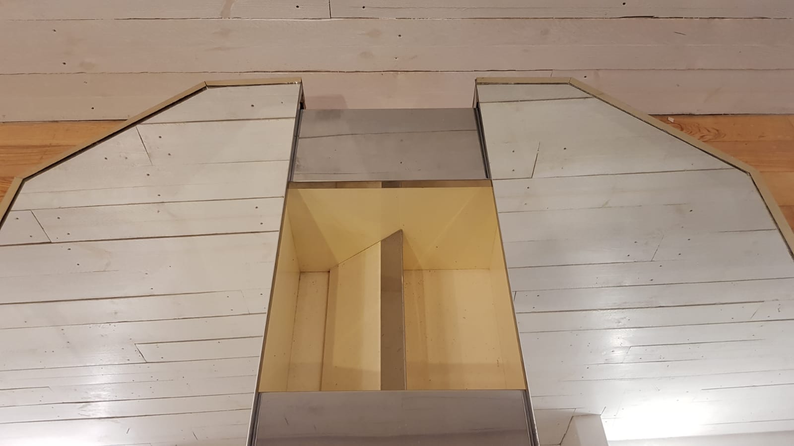 Low octagonal mirror and gold metal France 1970 bar table