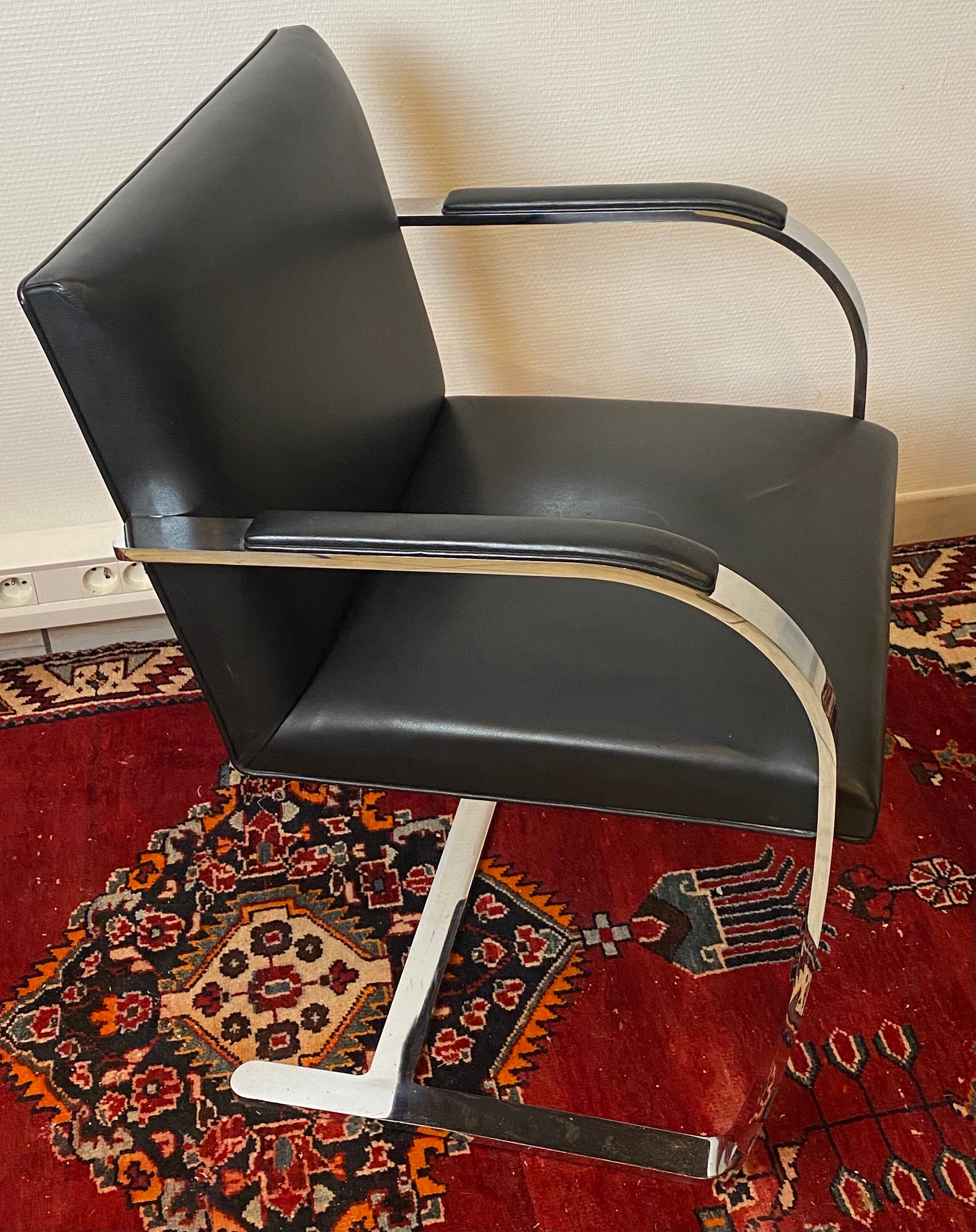 Paire de fauteuils Brno de Mies Van Der Rohe pour Knoll
