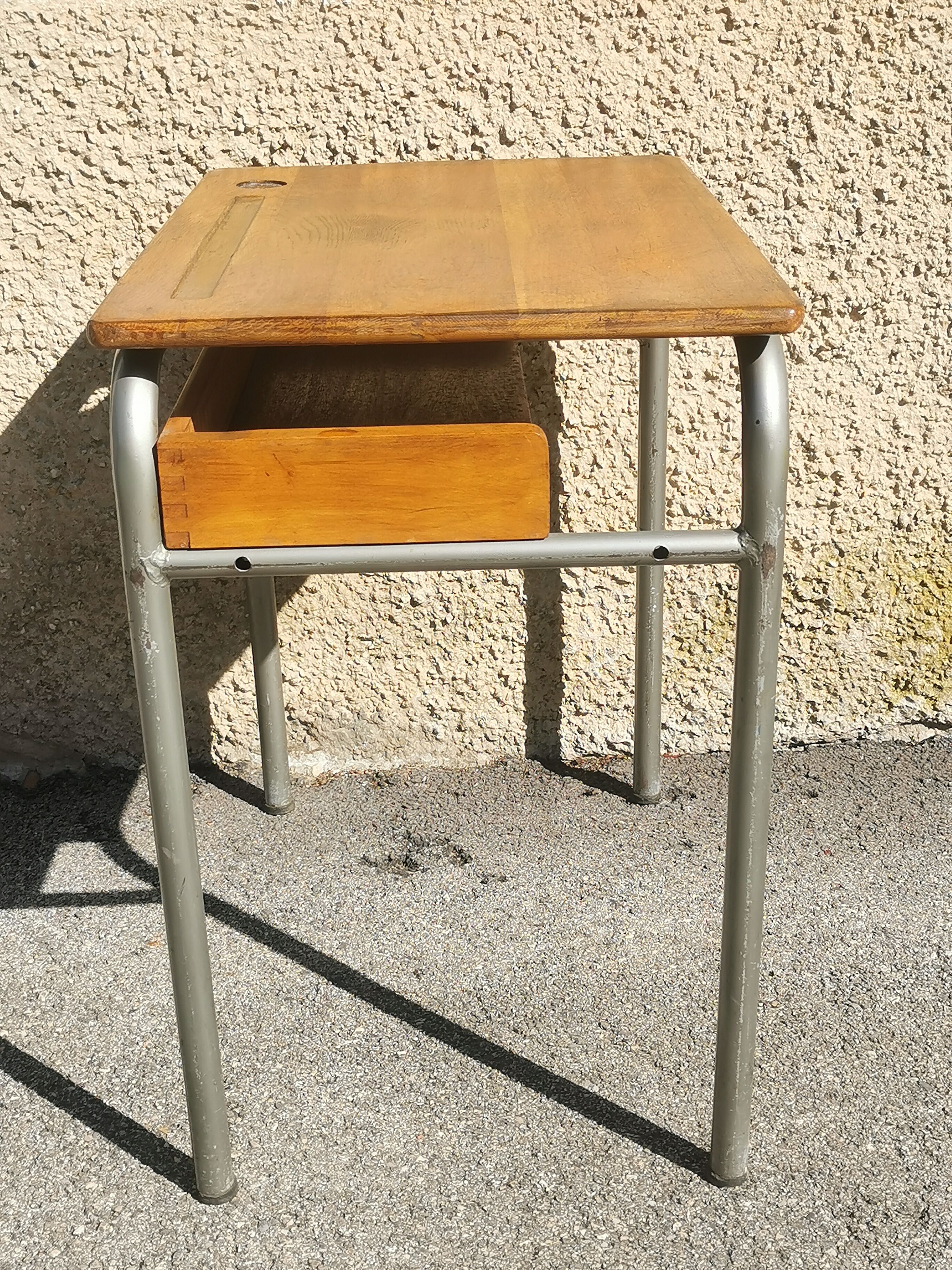 Table bureau vintage