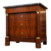 Commode antique avec dessus en pierre, France, vers 1880. Après restauration.