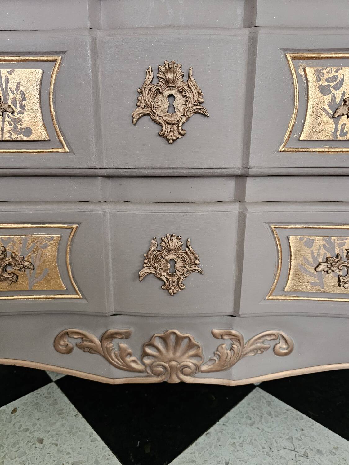 Vintage old pink chest of drawers